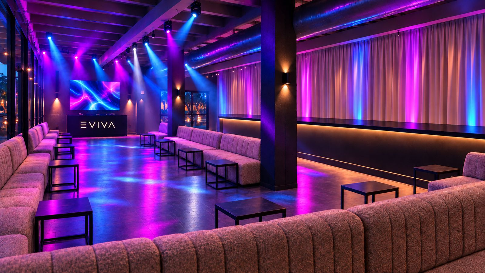 Sala privata EVIVA allestita per una festa